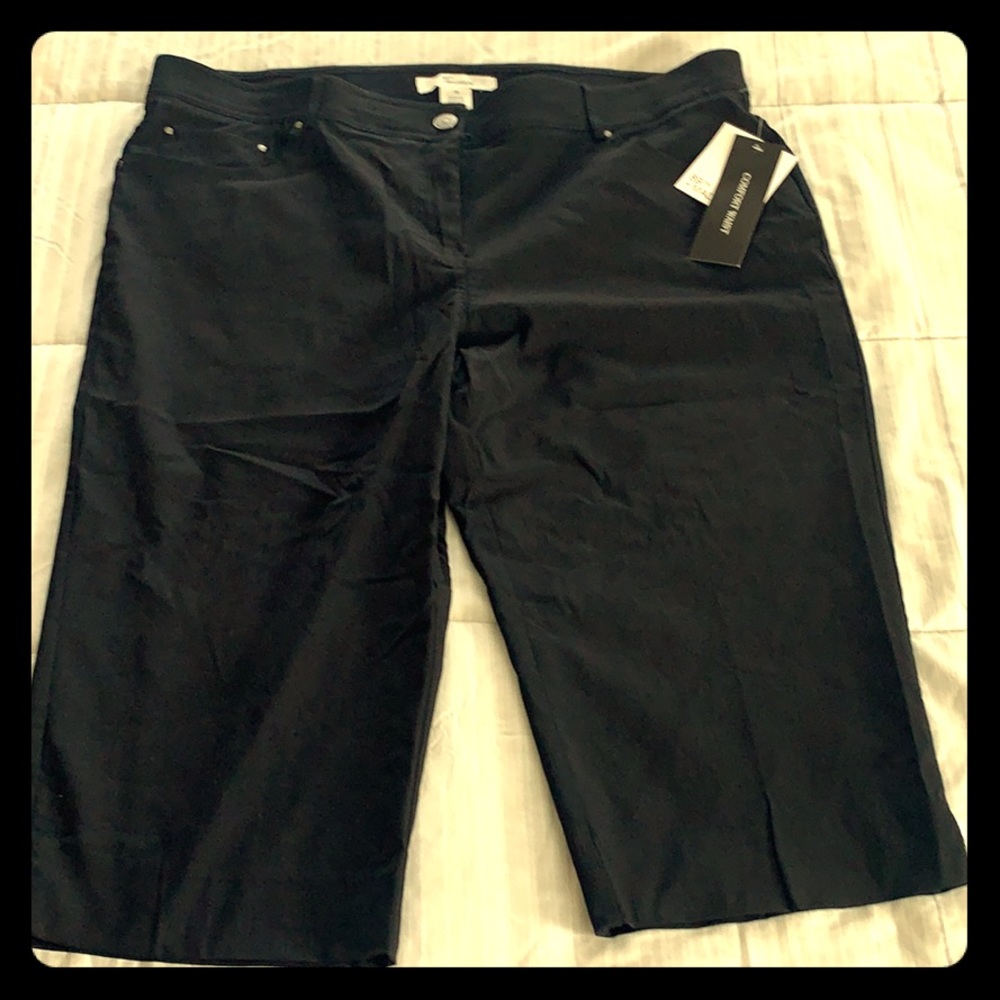 New black woman’s work capris, size 16